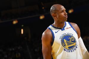 没找到手感！霍福德4中0未得分 仅贡献2板2助